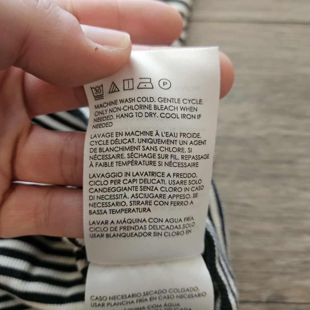 Club Monaco Medium Black & White Striped Crewneck Tee, Like New Condition - Picture 4 of 9